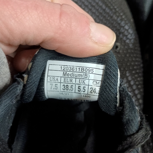 Brooks Black and White Athletic Shoes - Picture 2 of 14